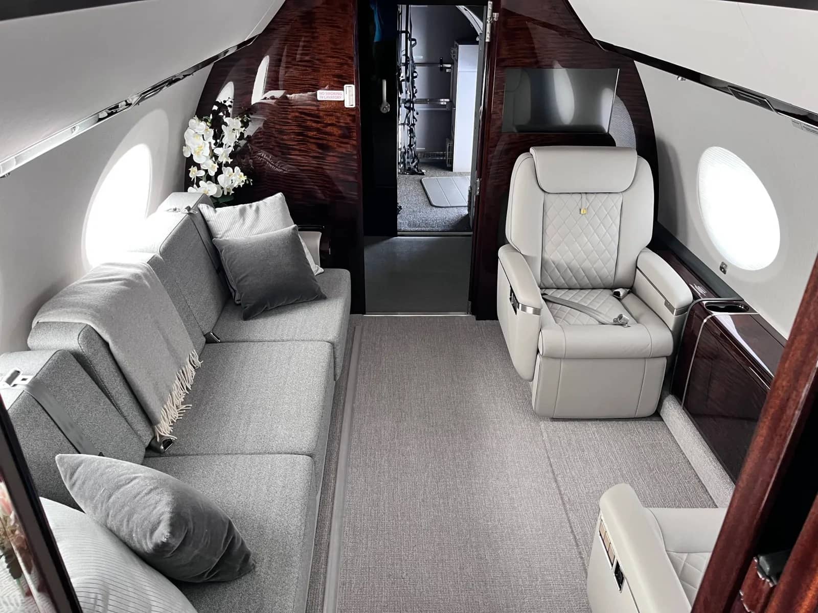 Hoovers Aircraft Interiors