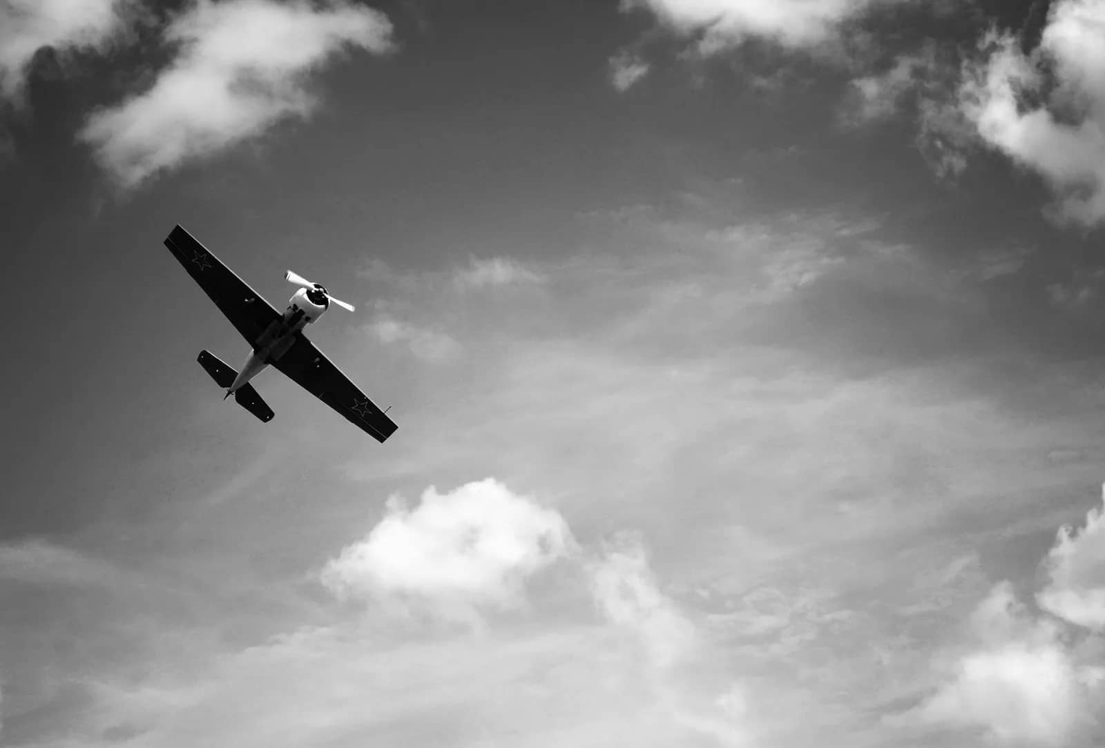 MaxQ Composites, LLC