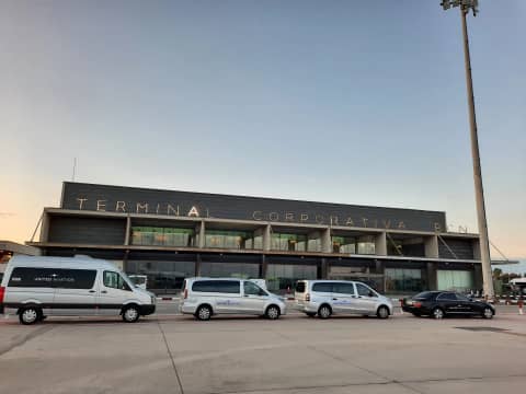 UNITED AVIATION SERVICES SL photo 3