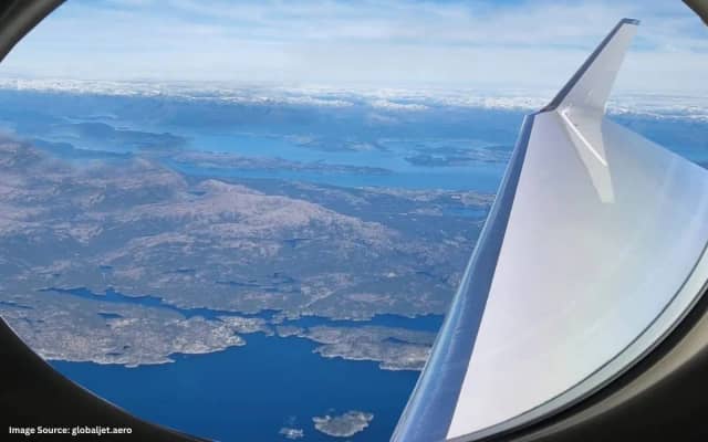 Global Jet photo 4