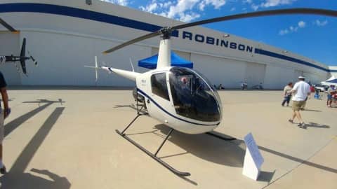 Robinson Helicopter photo 2