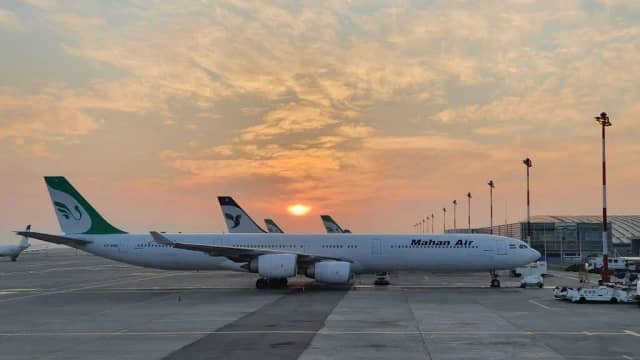 Mahan Air photo 2