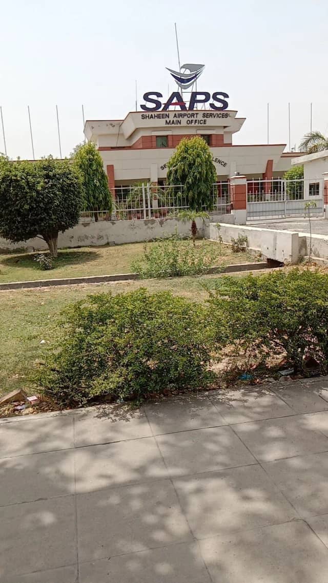 Shaheen Airport Services photo 1