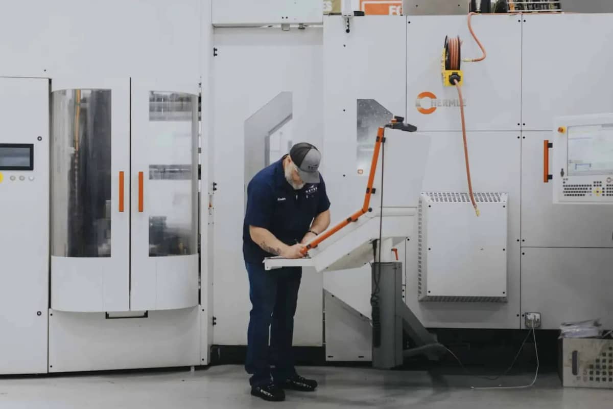 Seyer Industries Inc