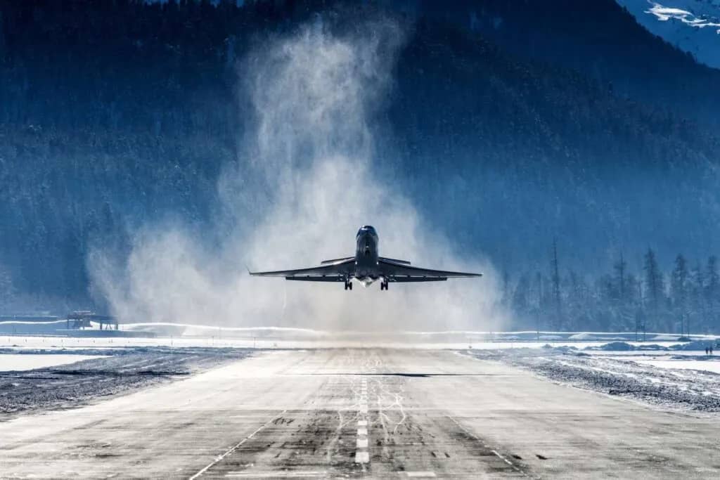 How Alpine Airports Work
