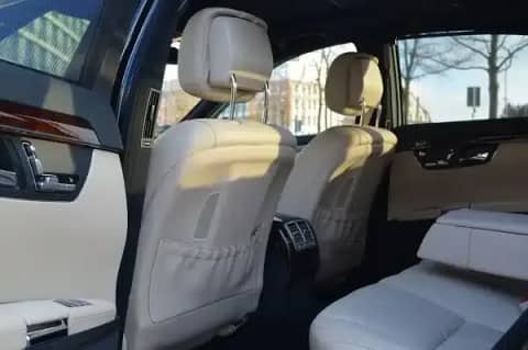 VIBRANT CHAUFFEUR photo 2