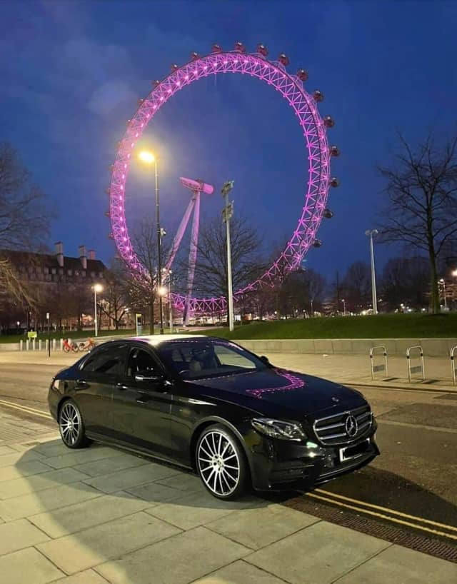 LUTON AIRPORT SPECIALIST CARS LTD photo 1