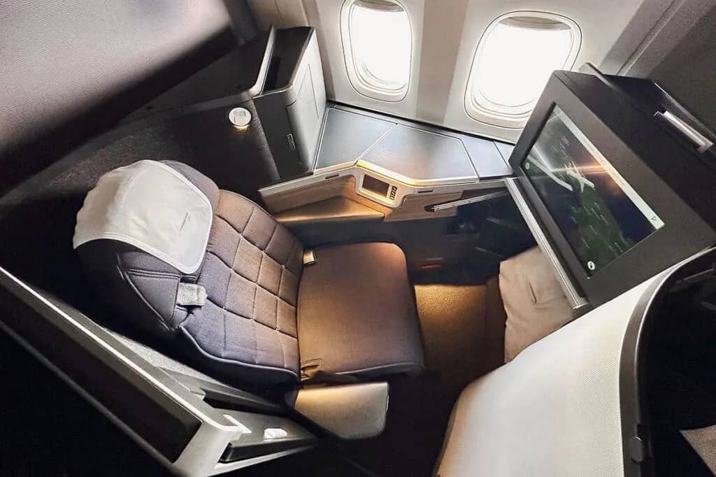 British Airways Club Suite — 21 Inches (A350:787)