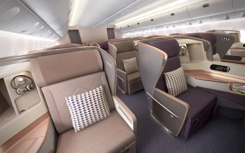 Singapore Airlines — 28-30 Inches (A350:777)