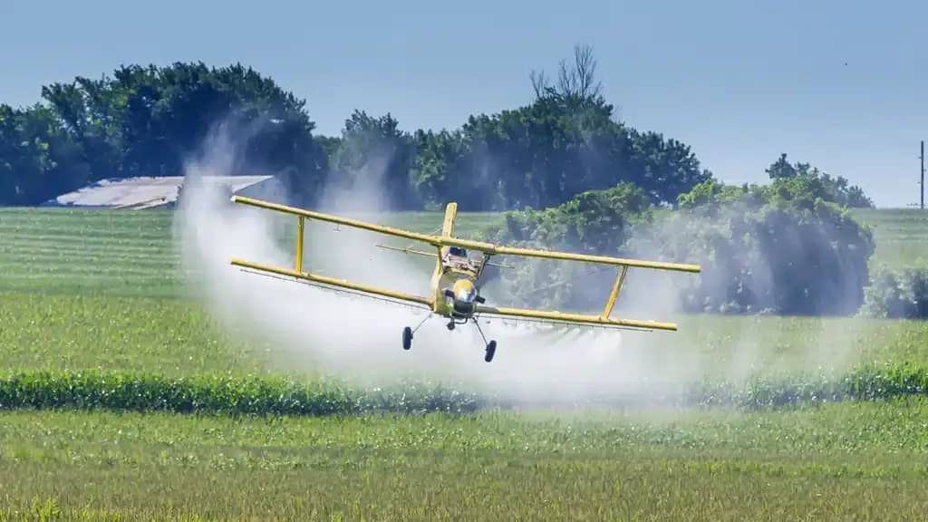 Crop Dusting- The Job That Looks Insane From The Ground