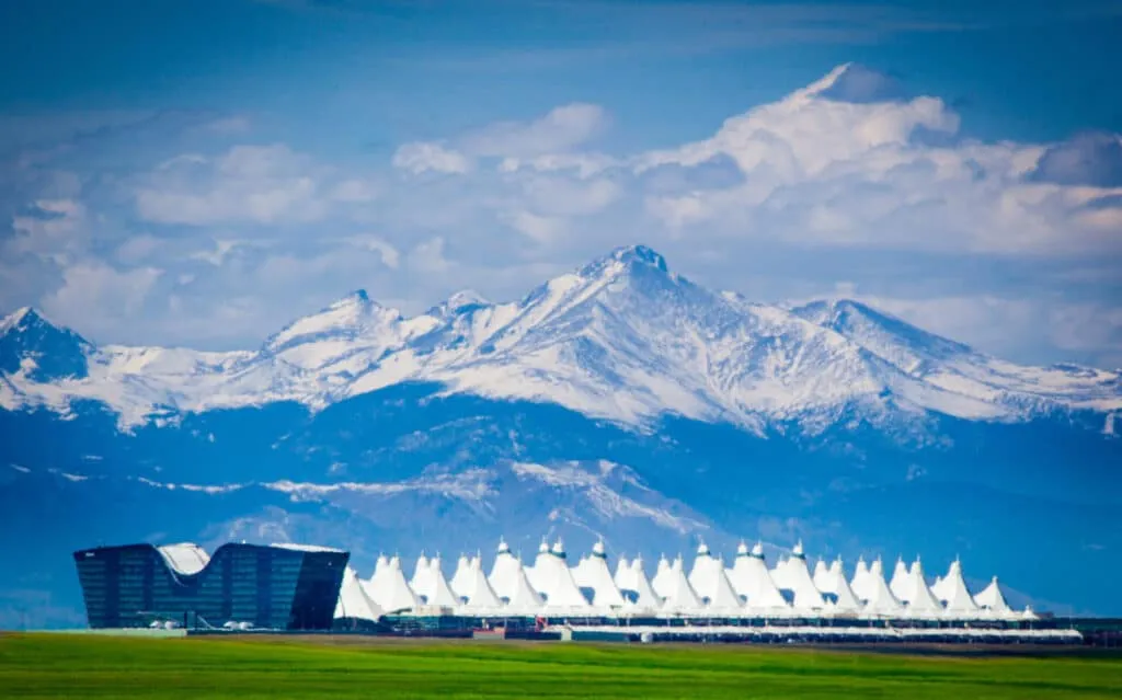 Denver International Airport (DEN)