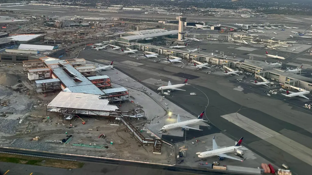 Top Benefits of Using Fast Track Services at JFK Airport