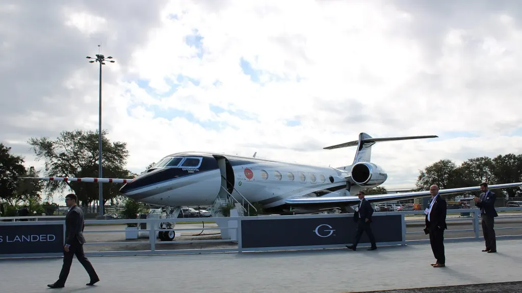 Gulfstream G800 vs Bombardier Global 7500: Which Ultra-Long-Range Jet Reigns Supreme?