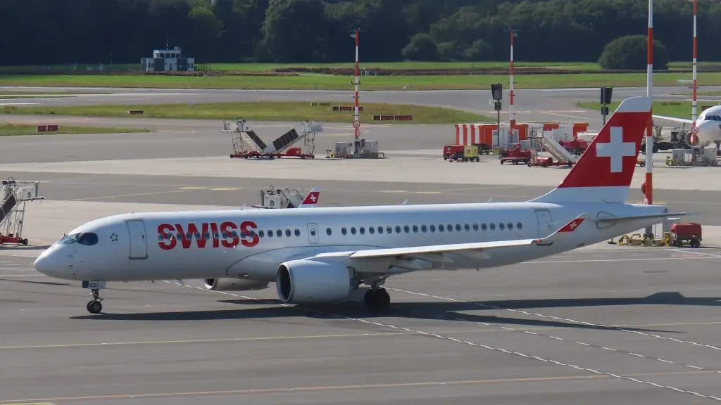 Swiss Airlines Pioneers Solar-Powered Jet Fuel: A Landmark Moment in Sustainable Aviation