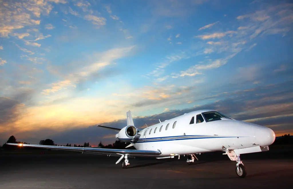 Jet Services: photo 1
