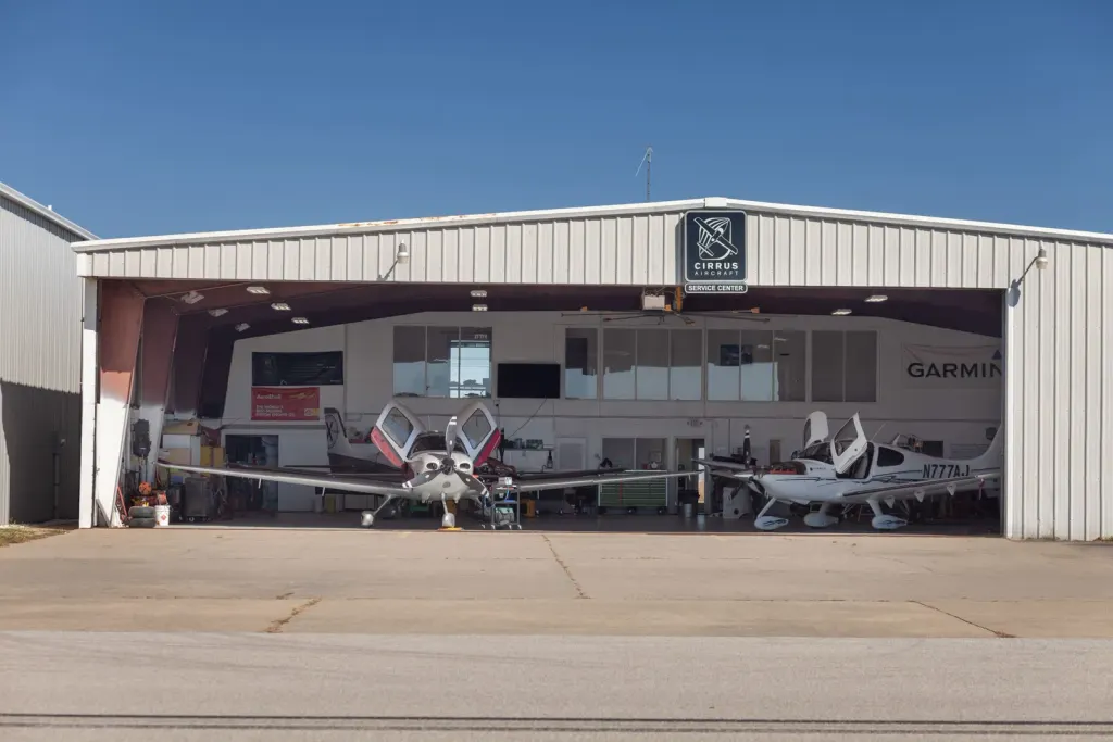 Parks Aviation Holdings LLC: photo 1