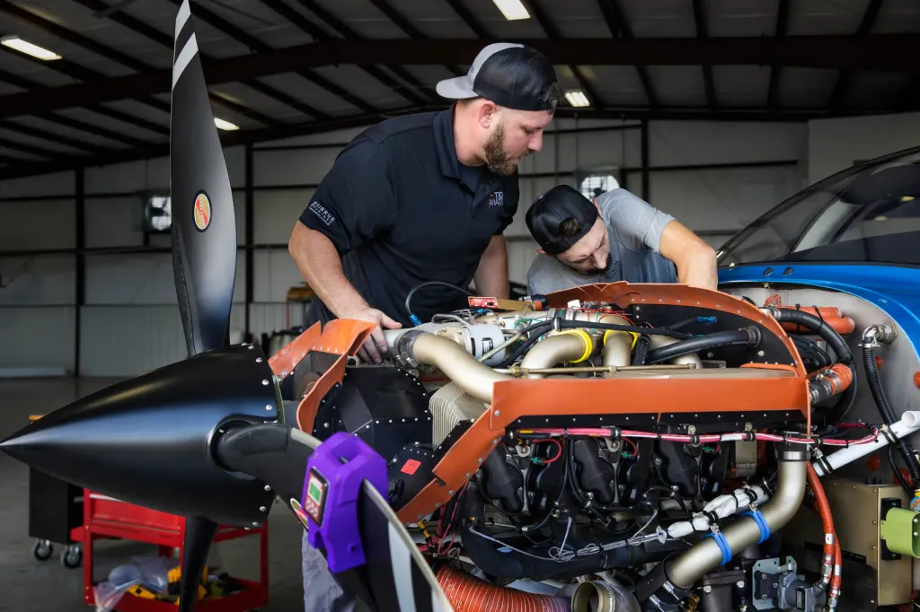 Tidal Aviation - KCXO: photo 1