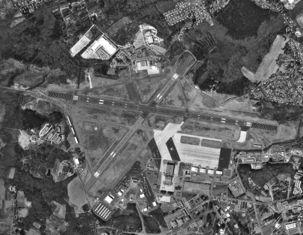 Signature Bedford, Laurence G. Hanscom Field Airport (KBED)