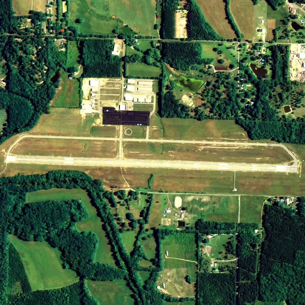 Sanders Aviation, Walker County Airport Bevill Field (KJFX): photo 1