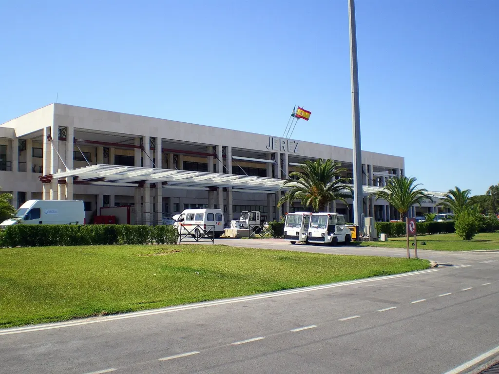 Universal Aviation Jerez, Jerez Airport (LEJR): photo 1
