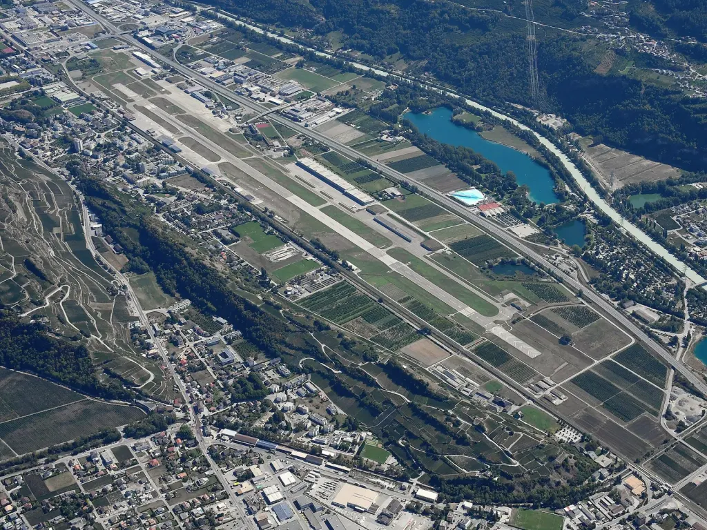 Signature Sion, Sion Airport (LSGS): photo 1