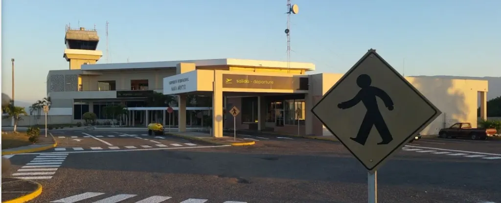 Universal Aviation Barahona, María Montez International Airport (MDBH)