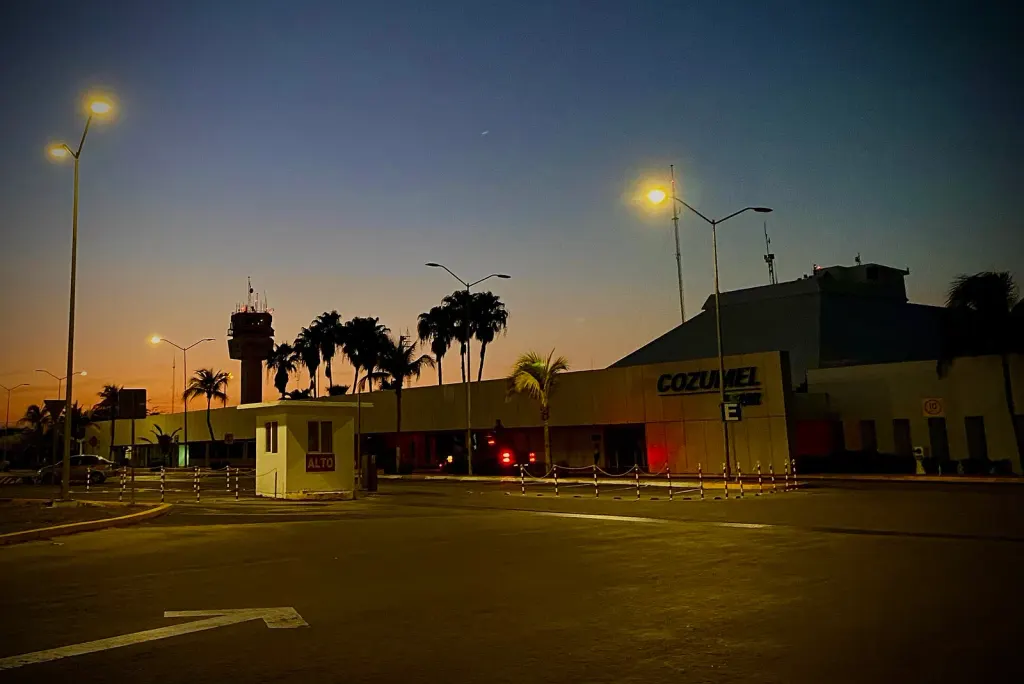 Universal Aviation Cozumel, Cozumel International Airport (MMCZ): photo 1