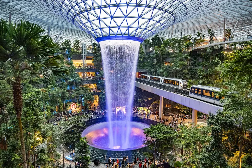 Universal Aviation Singapore, Singapore Changi Airport (WSSS): photo 1