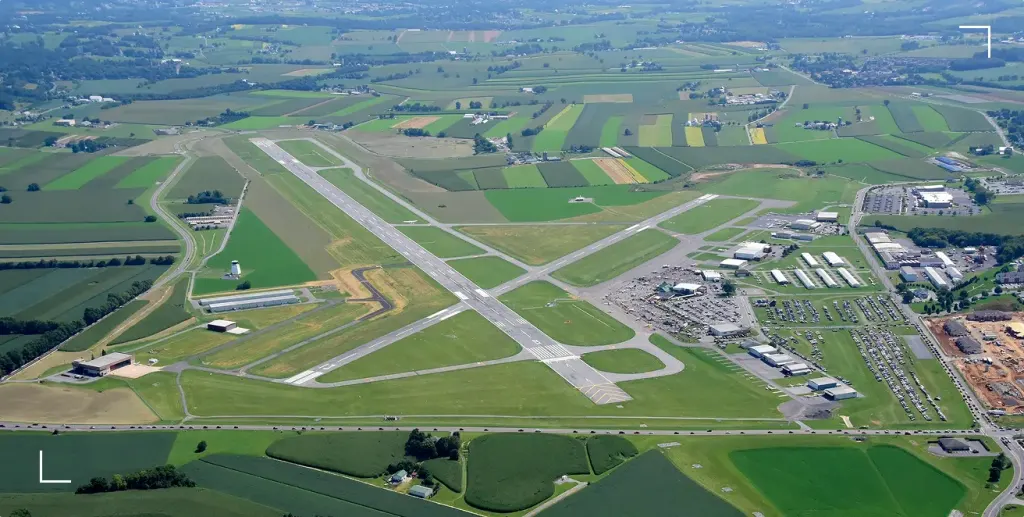 Photo: Midwest Air Traffic Control Services, from the company website