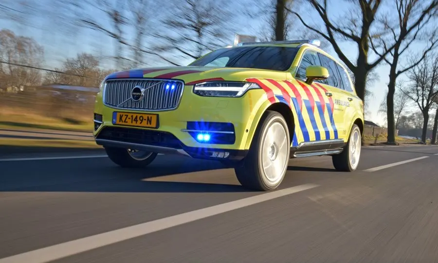 Photo: Radboudumc Mobiel Medisch Team (Lifeliner 3), from the company website