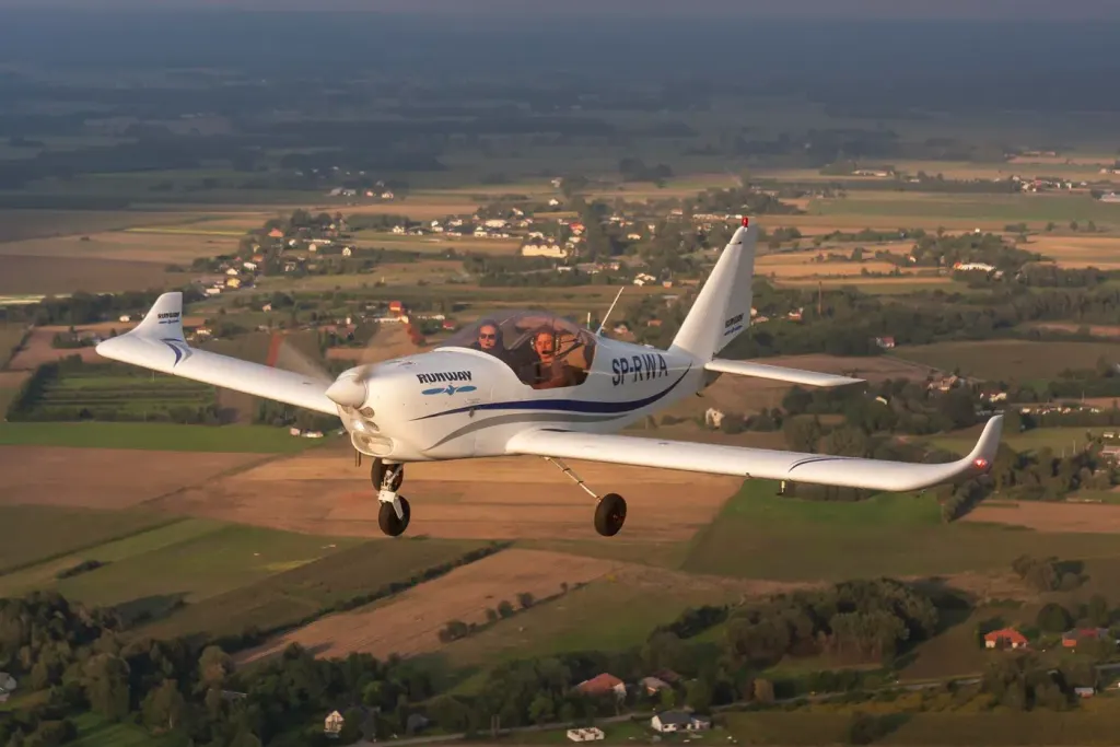 Runway Pilot School: photo 1