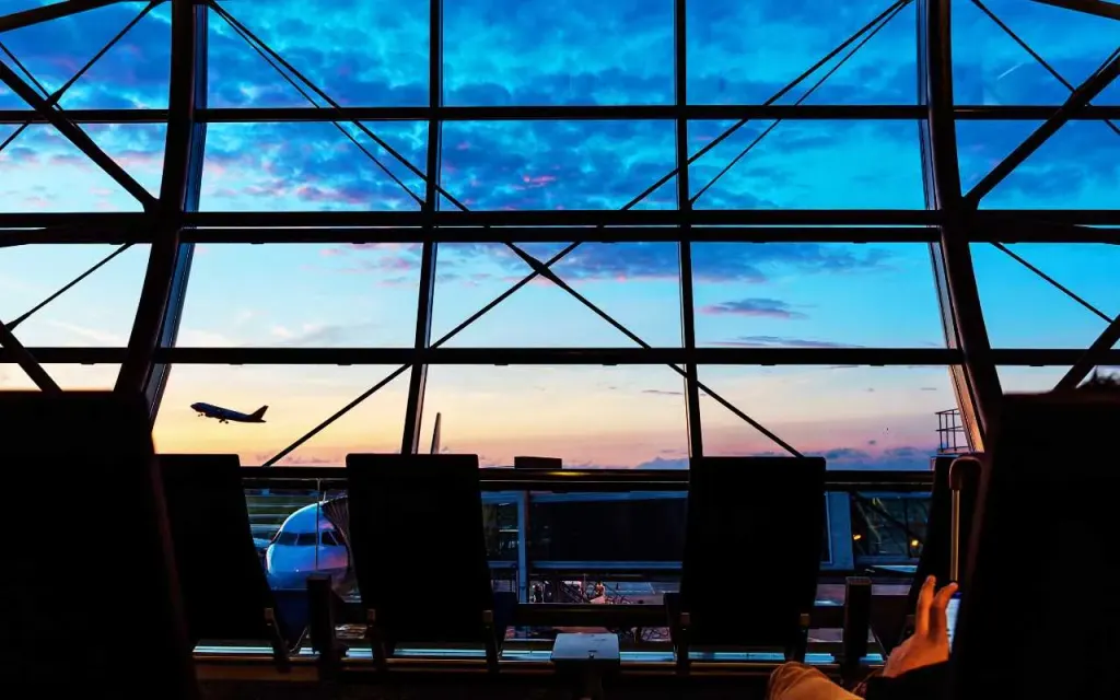 London Stansted Airport: photo 1