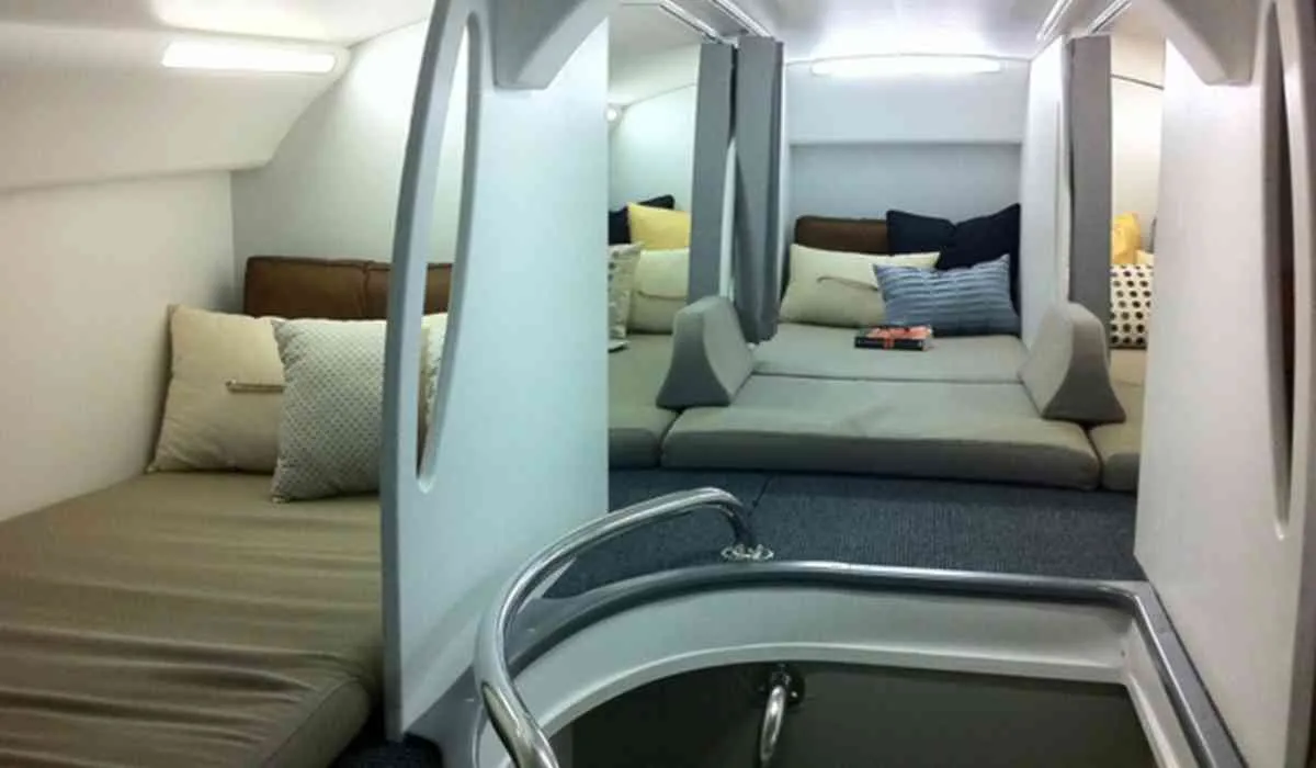 Secret Chillaxation Spots of Cabin Crews on Planes