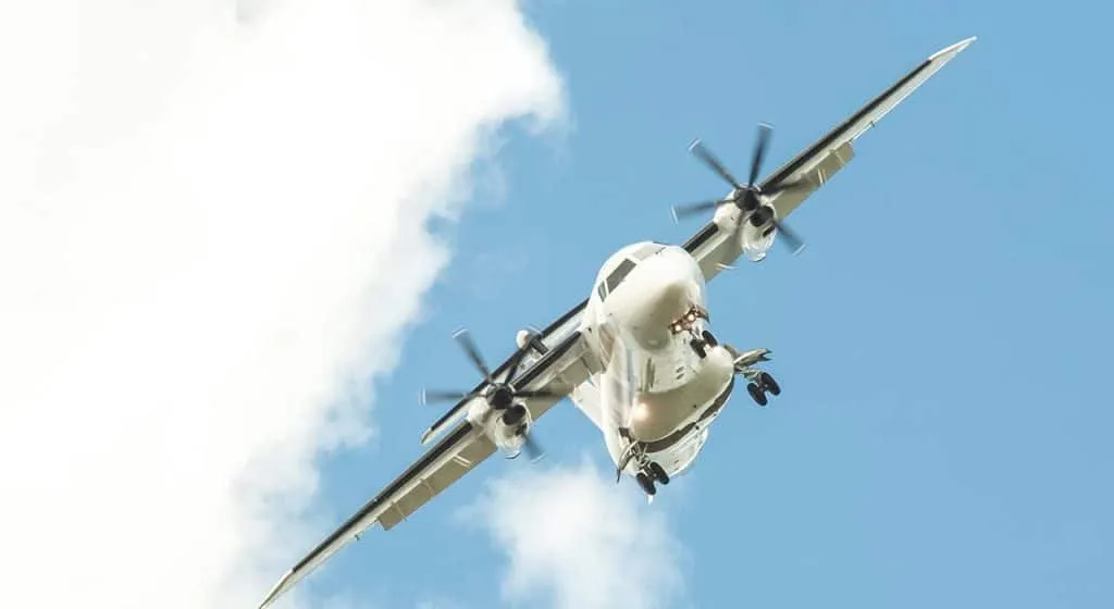 Dash Q400