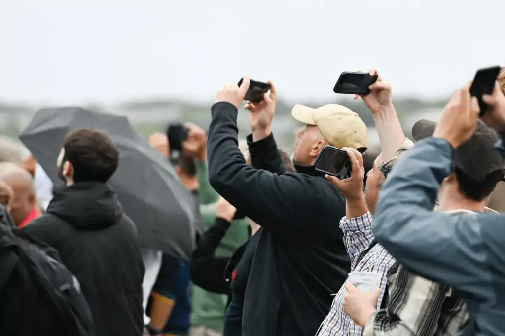 Farnborough International Airshow 2024 Breaks Records with Major Deals and High Attendance