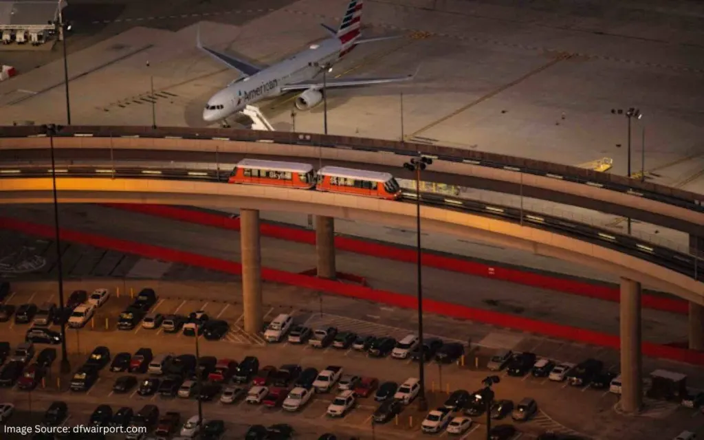 DFW International Airport: photo 1