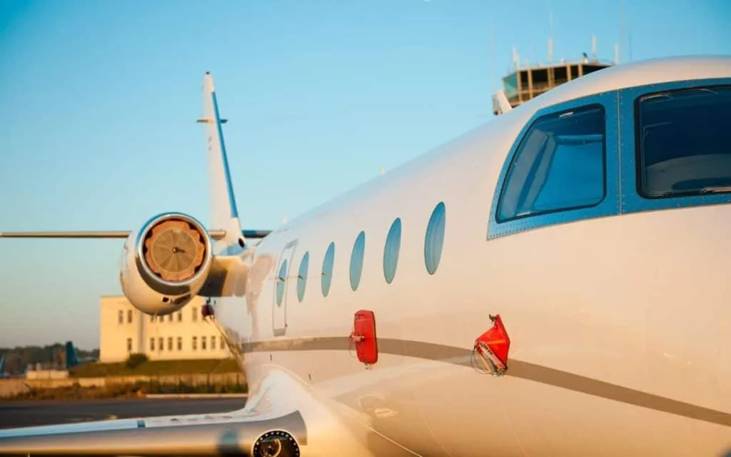 Management vs. Charter vs. Fractional Ownership
