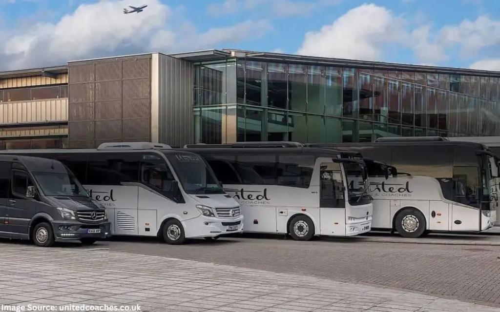 United Minibuses & Coaches: photo 1