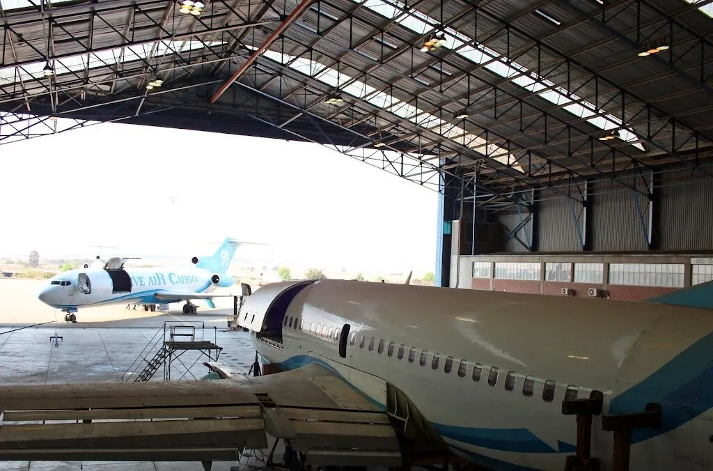 YES Aircraft Maintenance: photo 1