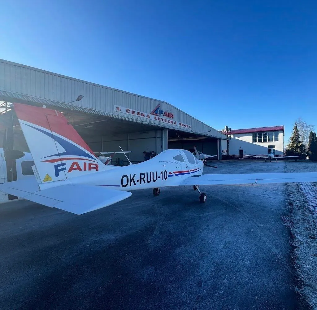 F AIR Flight School