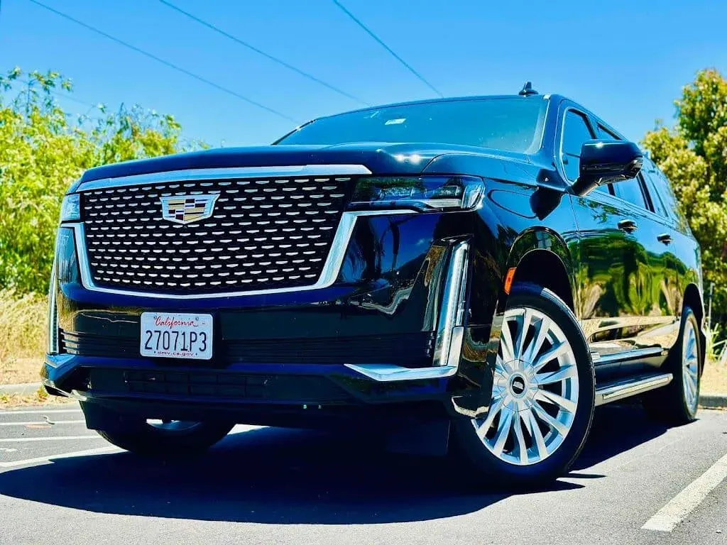 SF Black Car: photo 1