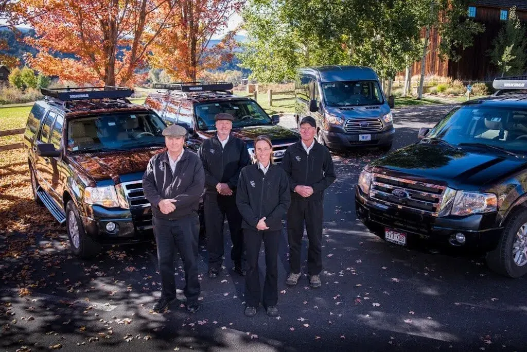 Charm Chauffeurs: photo 1