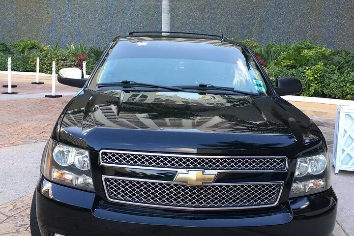 Johnson's Luxury Transportation Service