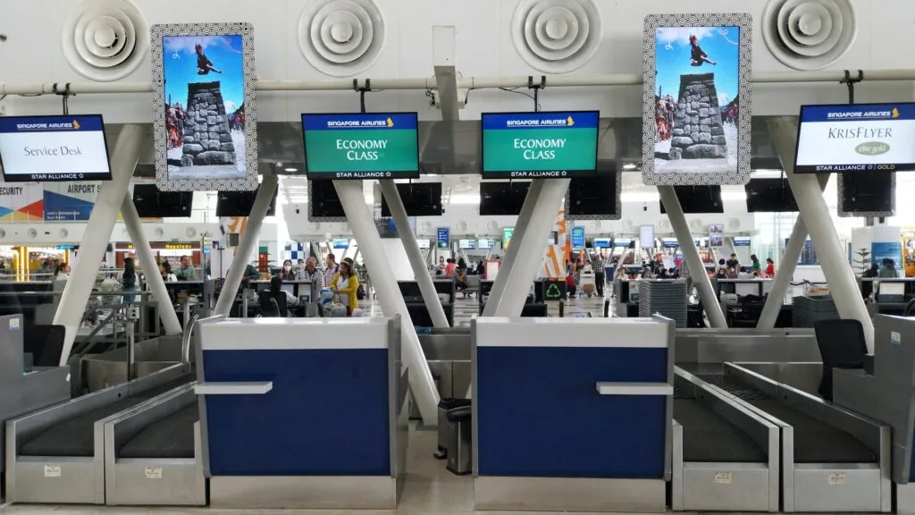 Airport Slots & Timing Constraints