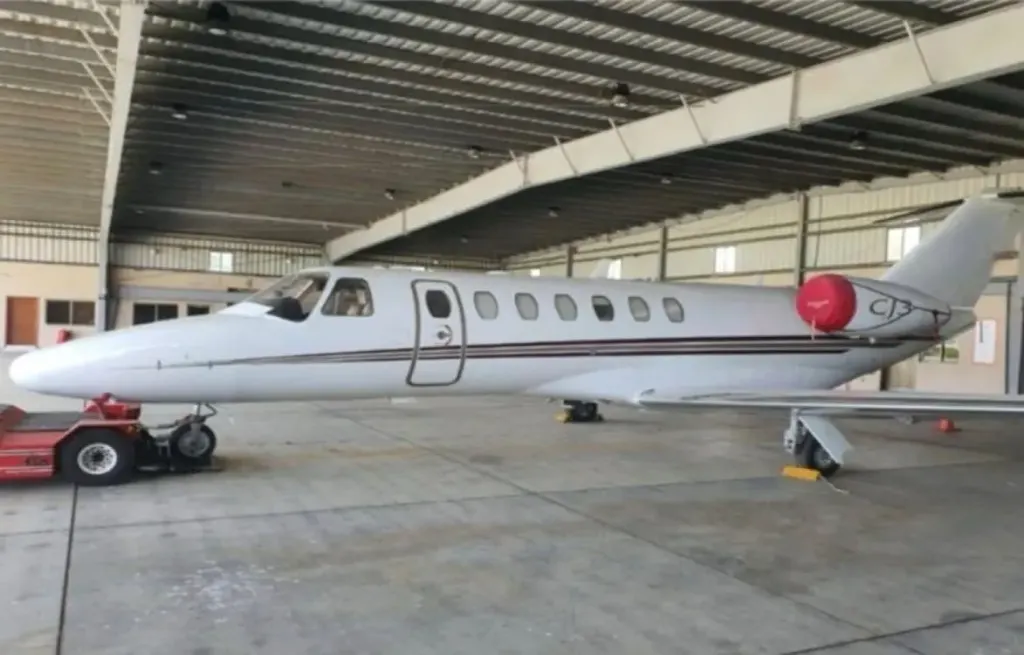 Twinjet Aircraft Sales: photo 1
