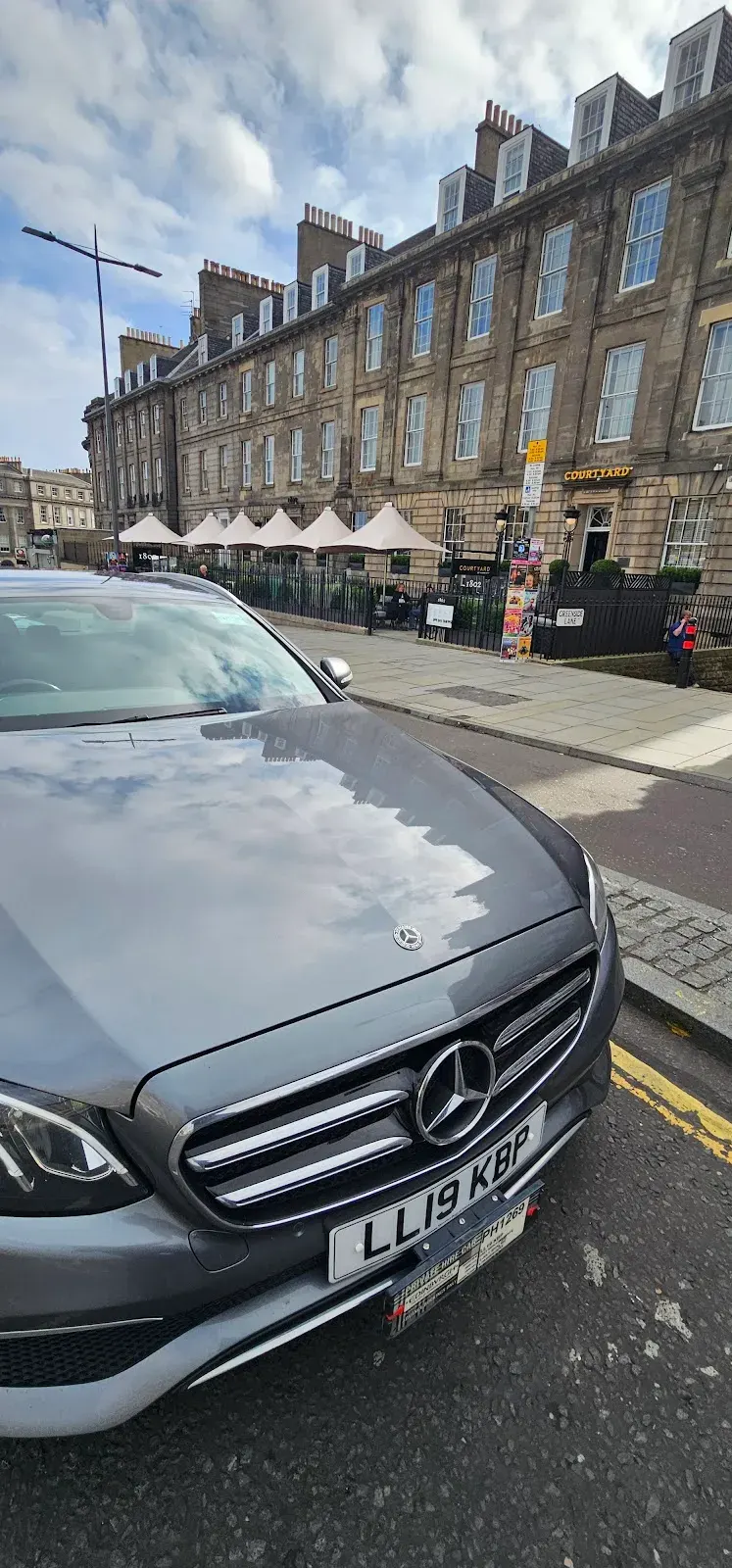 Edinburgh Transfers and Travel | Airport Taxi and Cab Services: photo 1