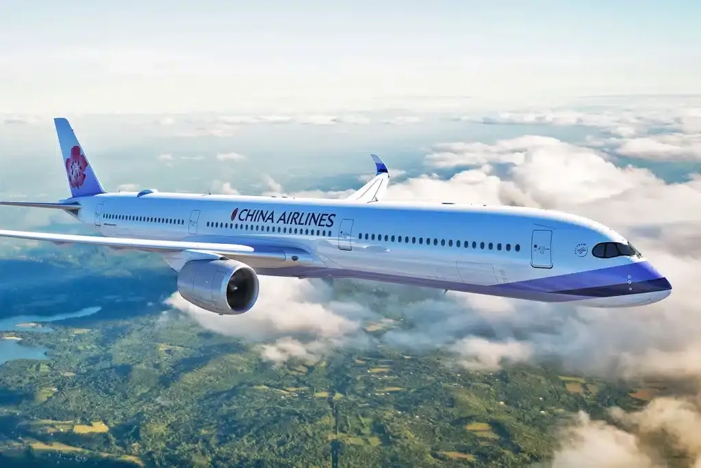 Airbus A350 long haul widebody aircraft