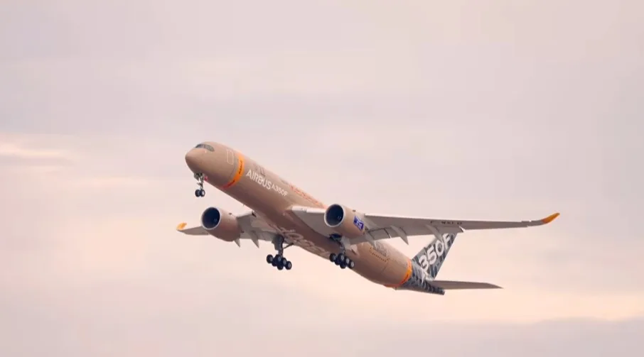 940 AIR CARGO