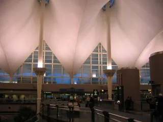 Signature Denver, Denver International Airport (KDEN)