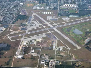 Signature Kissimmee, Kissimmee Gateway Airport (KISM)